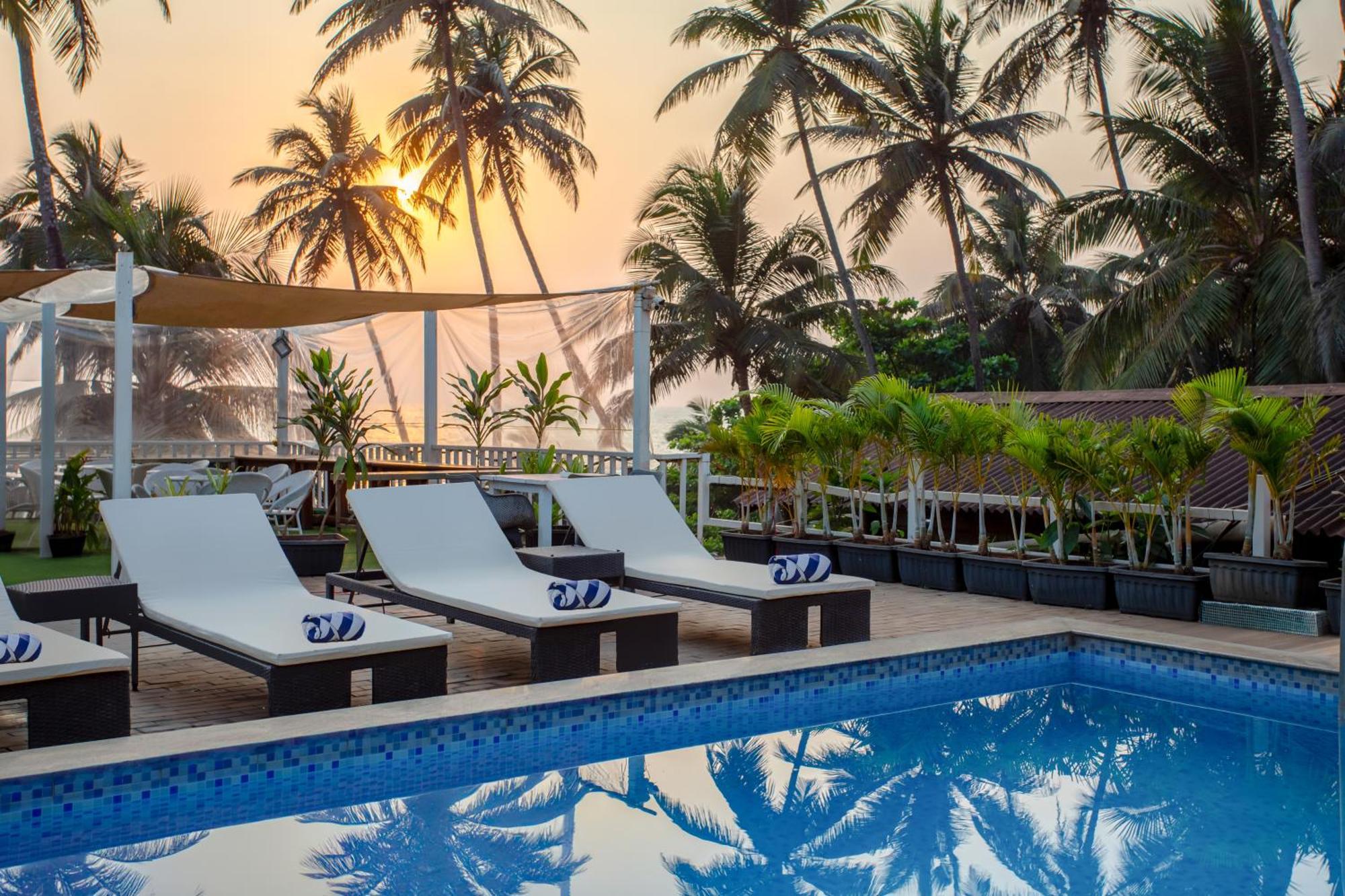 Stone Wood Beach Resort, วากาตอร์ ภายนอก รูปภาพ